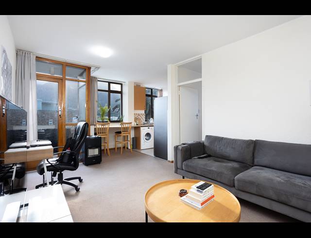1 BEDROOM APARTMENT TO LET IN RONDEBOSCH